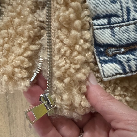 Denim and Sherpa Jacket - Picture 3 of 5